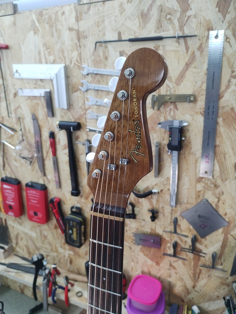 Fender Sonoran 3/4